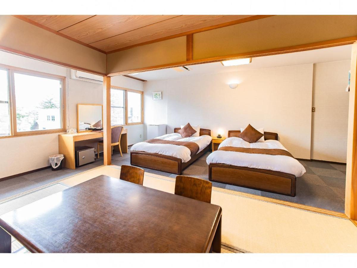 Nomad Hakuba Bed & Breakfast Dış mekan fotoğraf