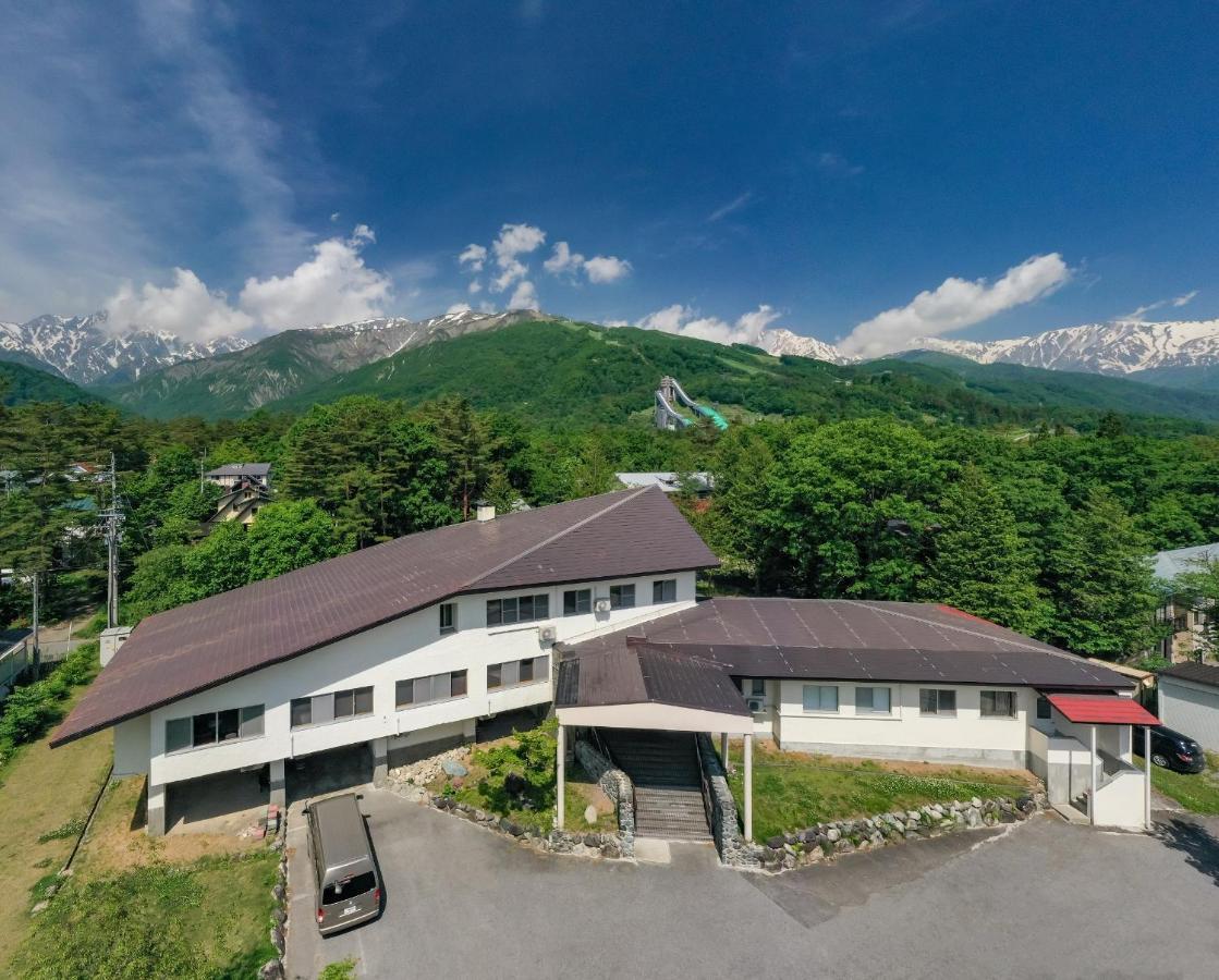 Nomad Hakuba Bed & Breakfast Dış mekan fotoğraf