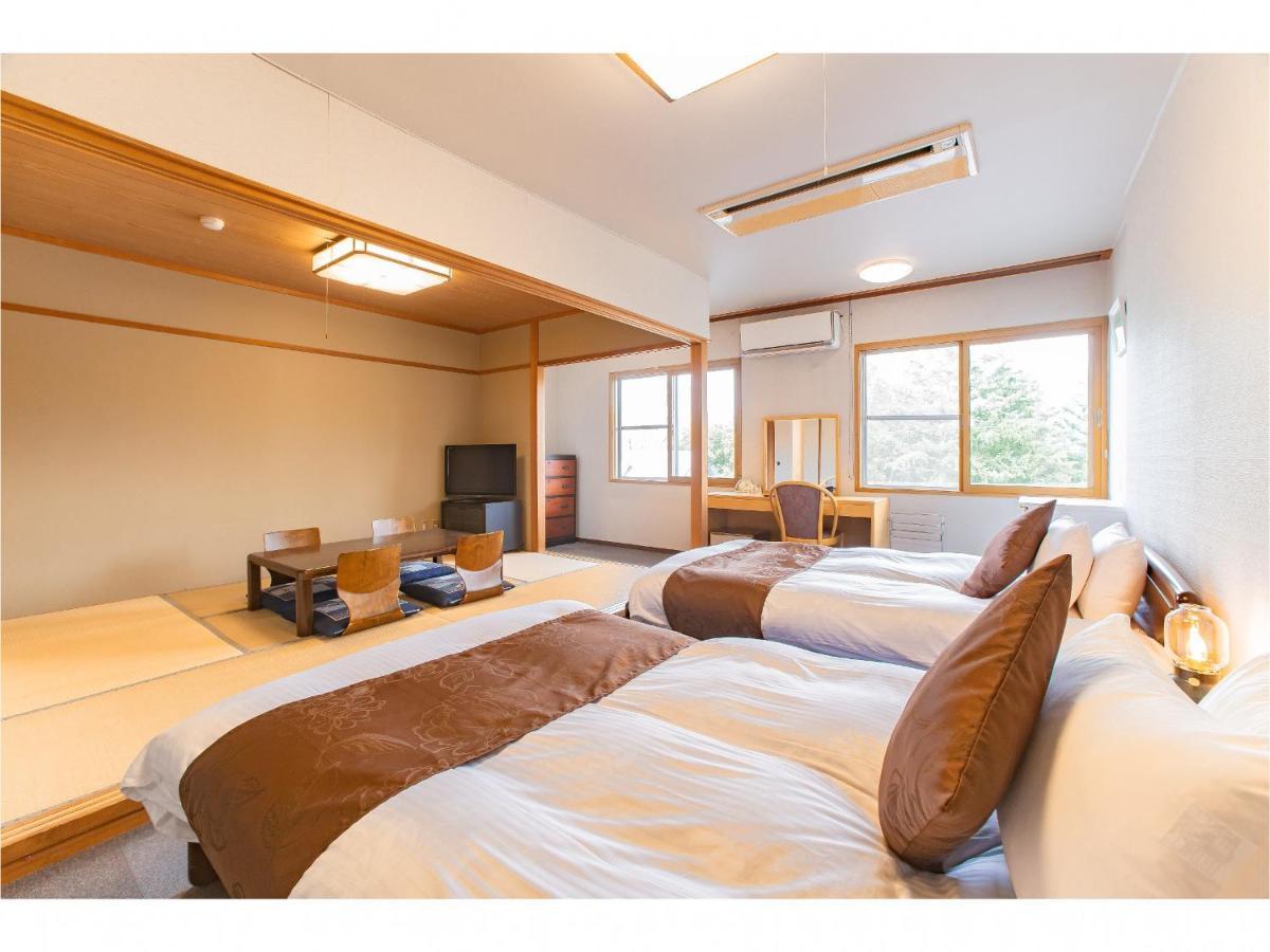 Nomad Hakuba Bed & Breakfast Dış mekan fotoğraf